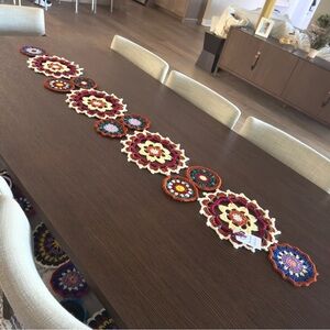 NWT Handmade Crochet Mandala Table Runner Centerpiece